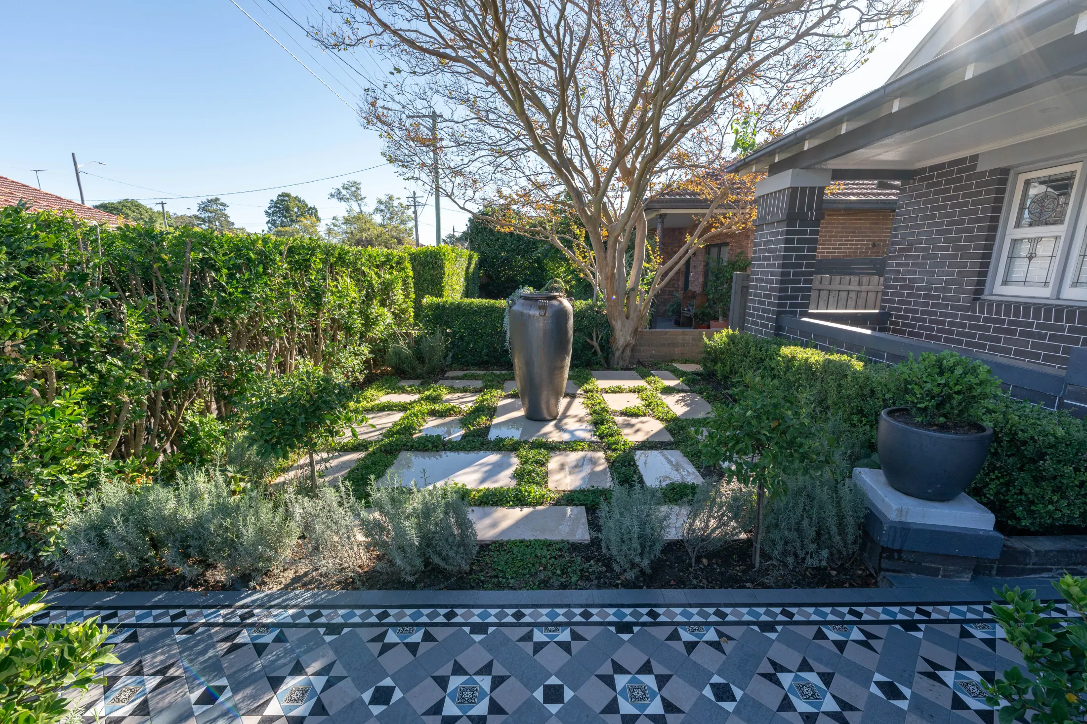 Campsie Deck & Garden